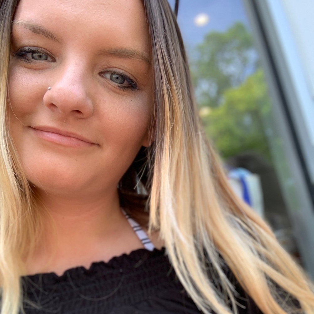 Meet your Posher, Allie